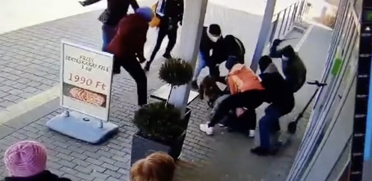 Hiába várták a bíróságon az antifa támadások olasz vádlottját