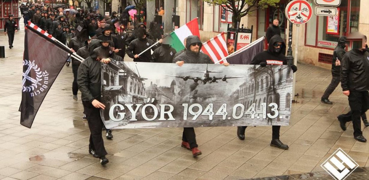 „Angolszász terrorbombázók és magyar acélmadarak” – Győr bombázására emlékeztek