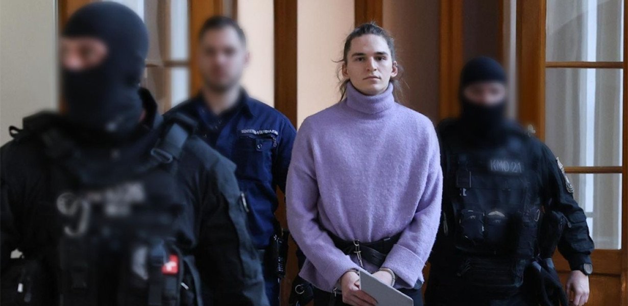 Az éhségsztrájoló „nem bináris” antifáért aggódik a német külügyér
