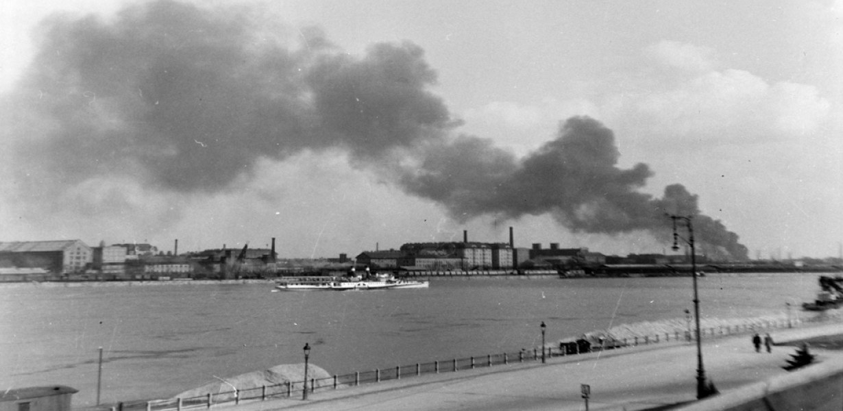 Angolszász kísérletek a magyarországi repülőgépgyártás megsemmisítésére 1944. áprilisában