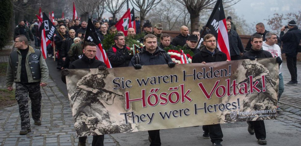 A Becsület napja és az identitásháború