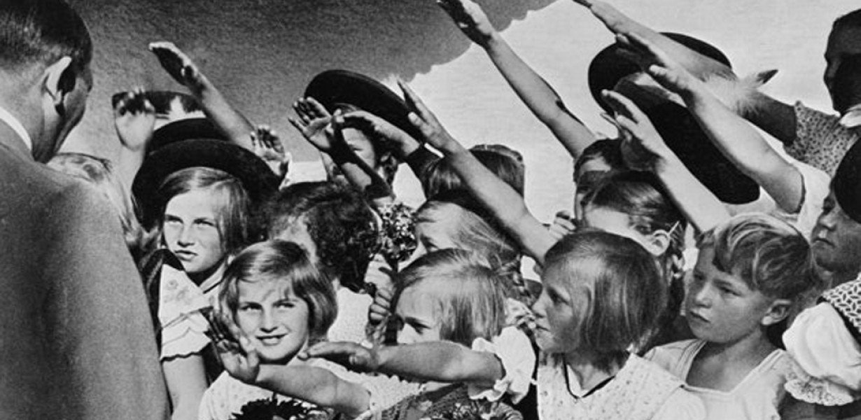 A Hitlerjugend leánytagozata tökéletes patrióta nőket nevelt
