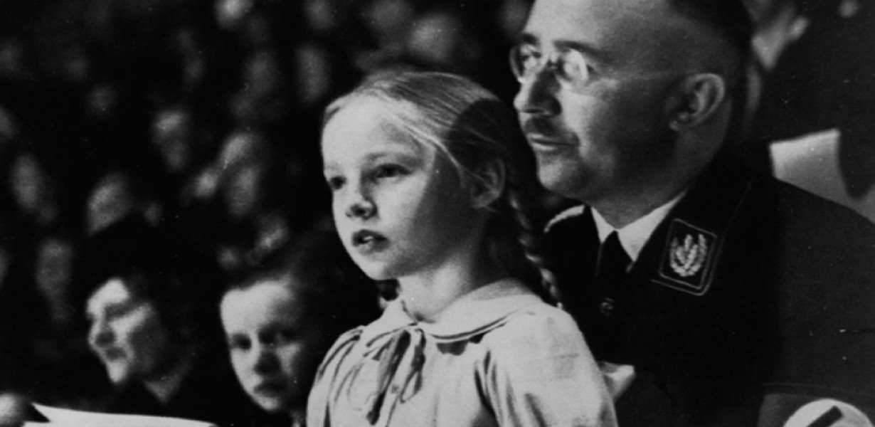 „Indulok Auschwitzba. Csókollak, Heini” – Az SS-Reichsführer személyes levelezése
