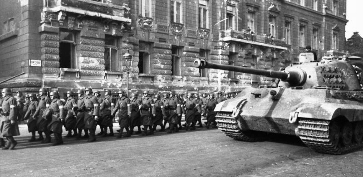 Félmilliós túlerővel szemben negyed évig tartotta Budapestet 80 ezer német és 40 ezer magyar katona